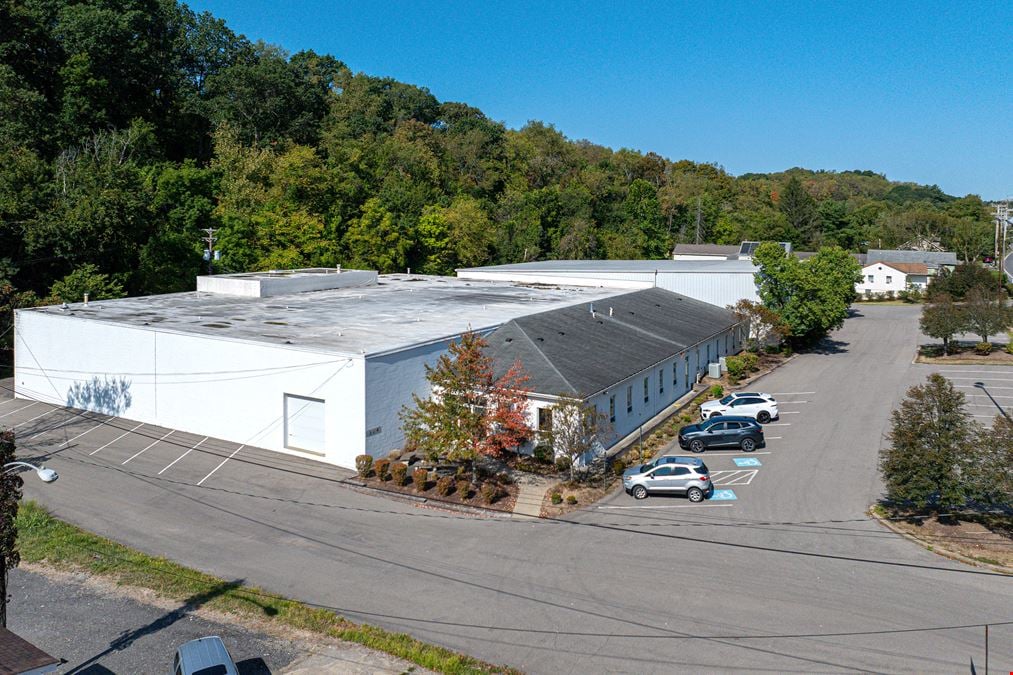 30,240 SF Industrial/Flex Building on 3.8 Acres
