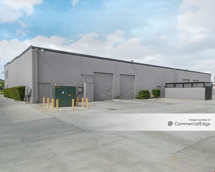 Airport Business Center - 3700-3744 Industry Avenue