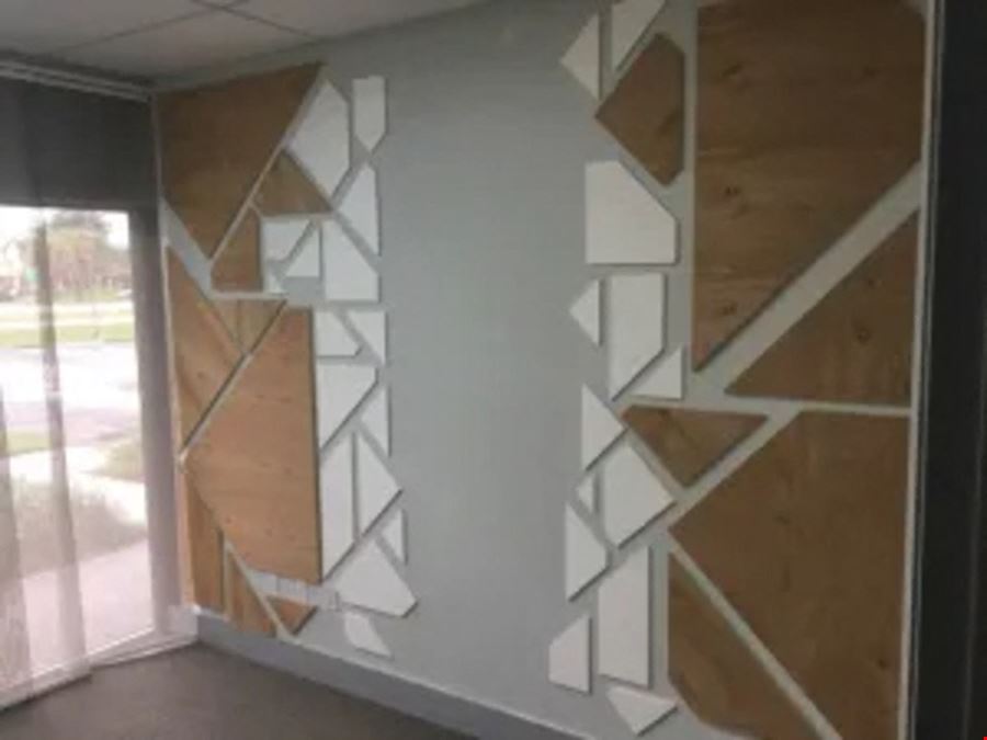 6532 SF Suite 140 Professional and Medical Office Space
