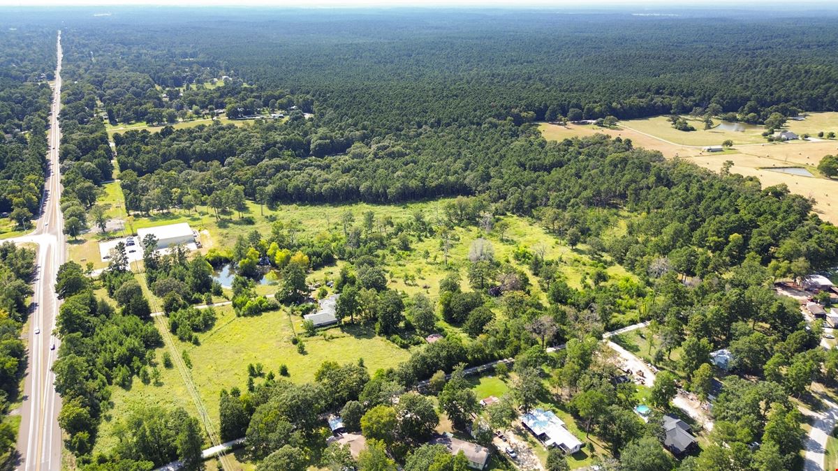 Prime 8-Acre Tract with Utilities & Permits – Huntsville, TX