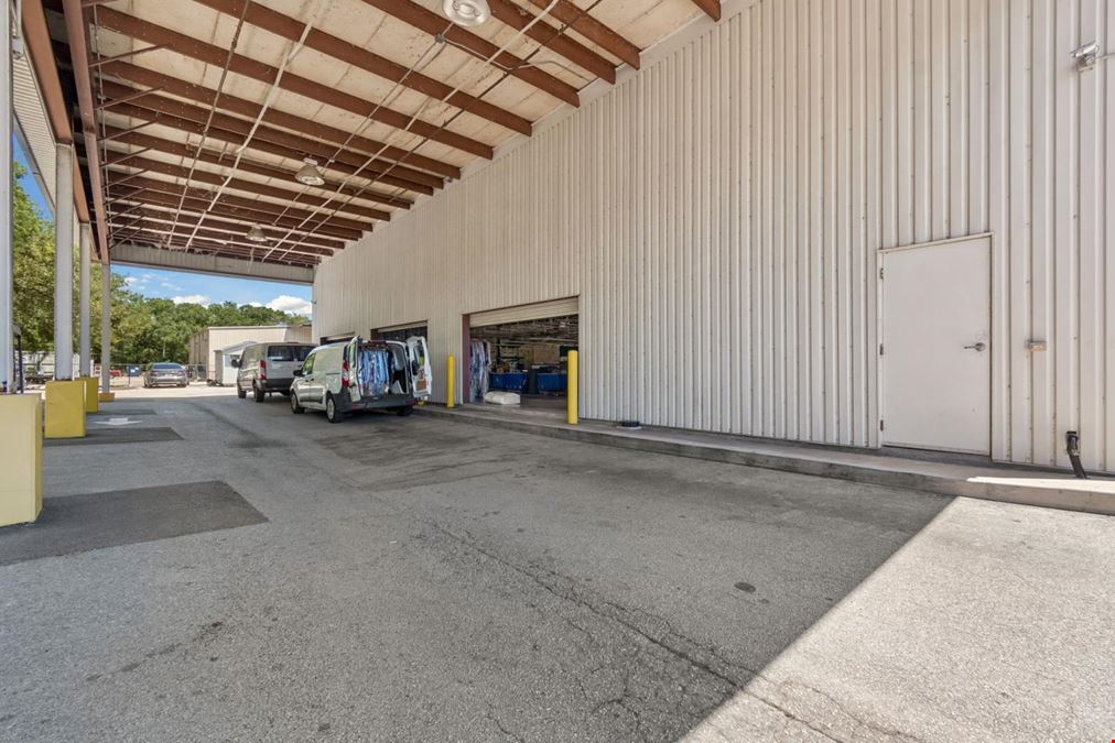 9945 Race Track Rd