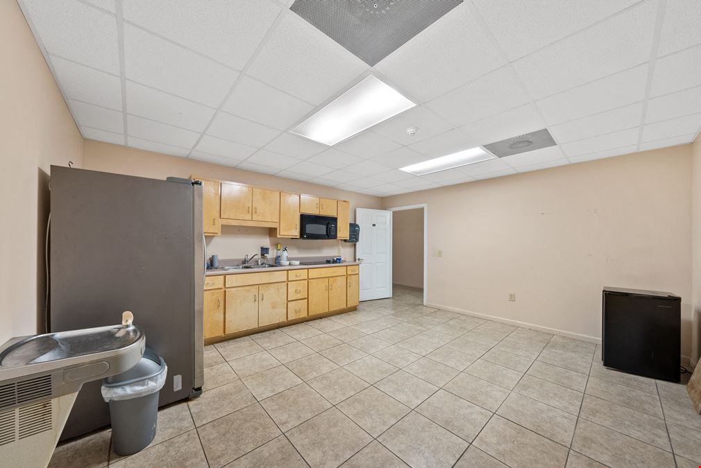 16,000 SF Former Government Office Building - Tyndall Parkway
