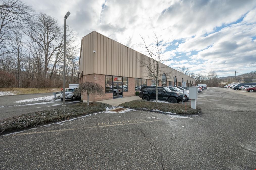 1087 Federal Rd Ste 5