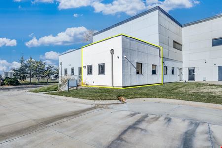Preview of commercial space at 811 E 30th Ave