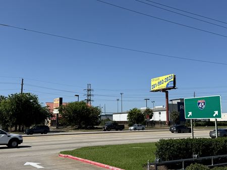 Preview of Retail space for Rent at 302 Farm to Market 1960