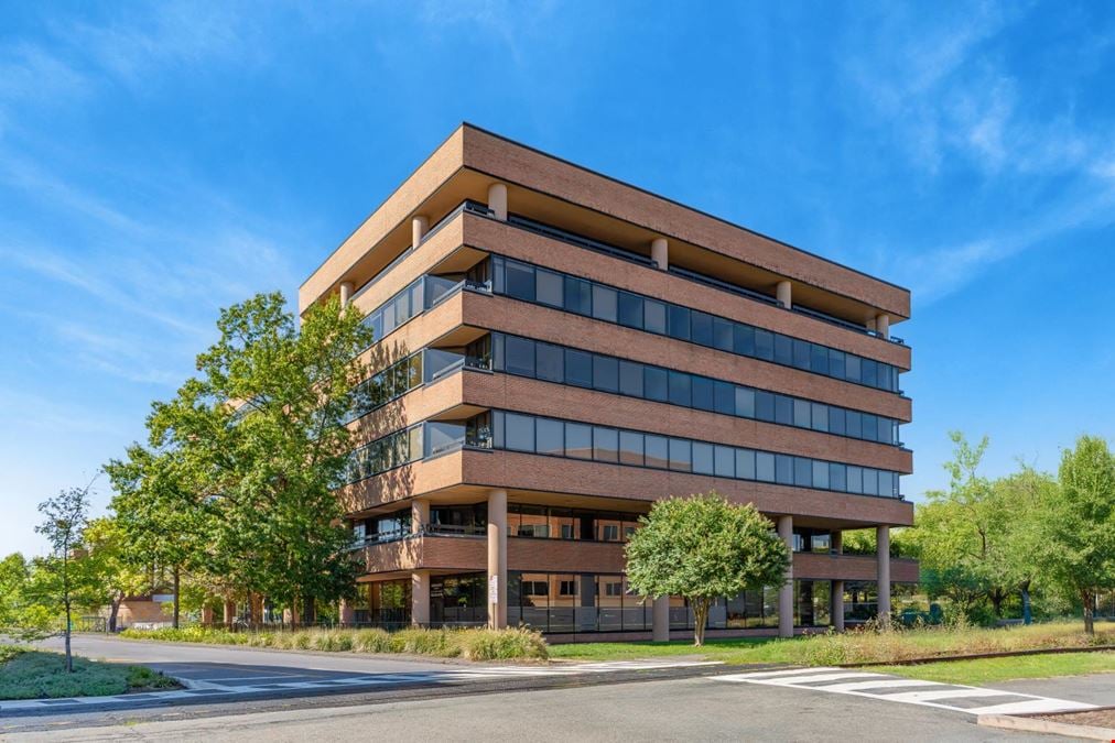 1001 N. Fairfax Street