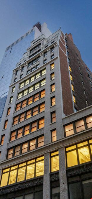 32 W 39th St