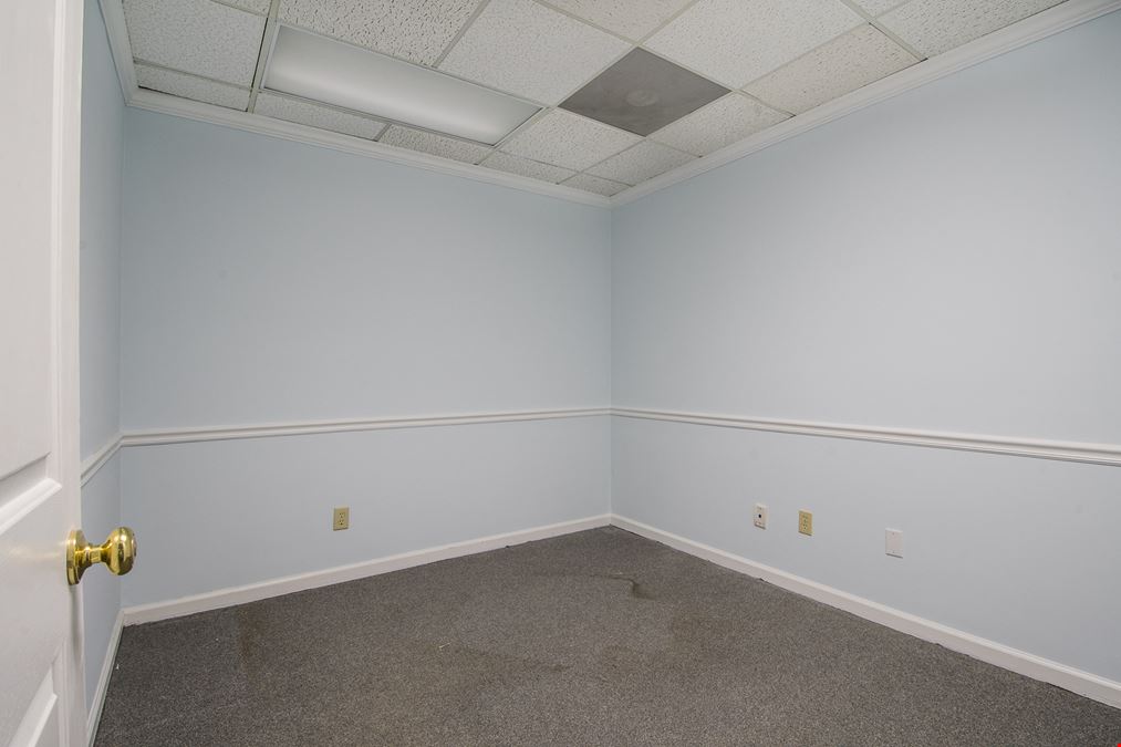 Great Downtown Office on East Bay Parking Available