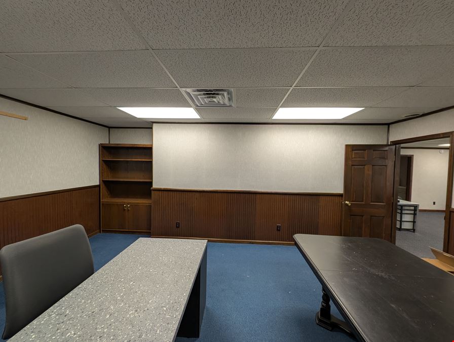 1605 W Candletree Dr Suite 107