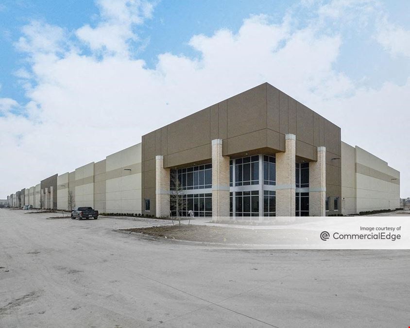 Everman Trade Center