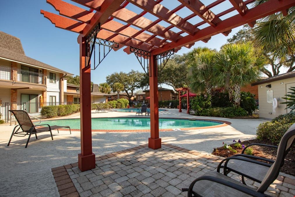 Gatehouse Apartments