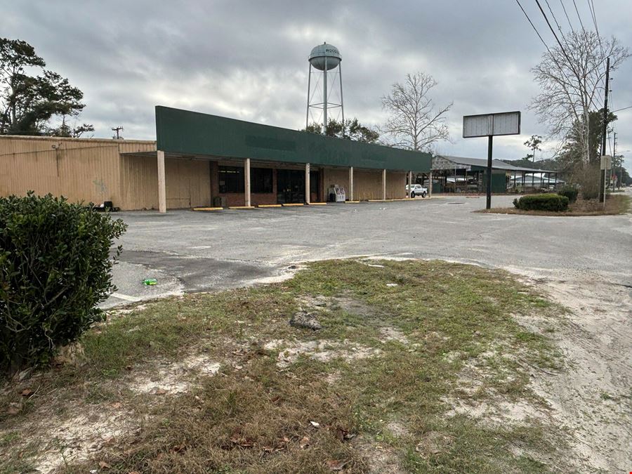 Former Grocery | South Leon County