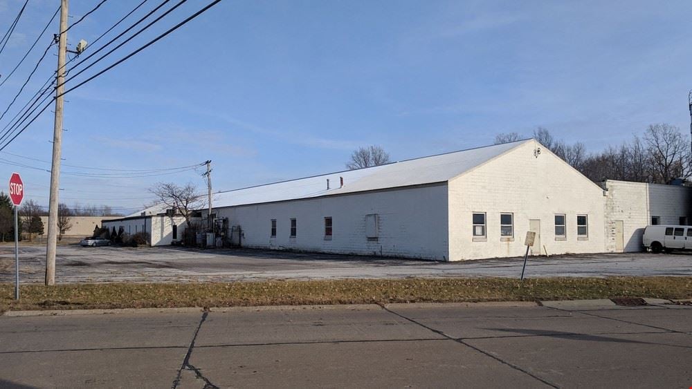 Warehouse, Storage, Distribution Space Available--Divisible--Up to 153,000 SF-Lease/Sale