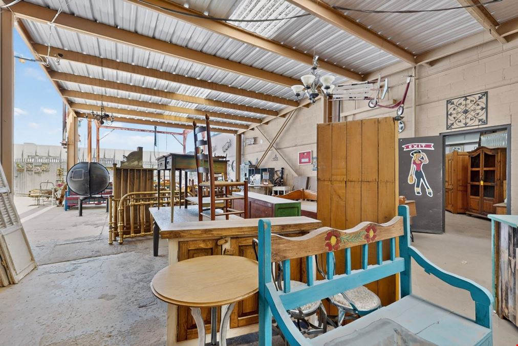 CONCRETE TILT UP WAREHOUSE SHOWROOM WITH GATED AND PAVED YARD