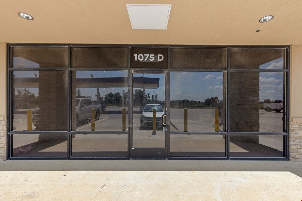 Santa Fe/Colony Ridge Retail Space Ste D