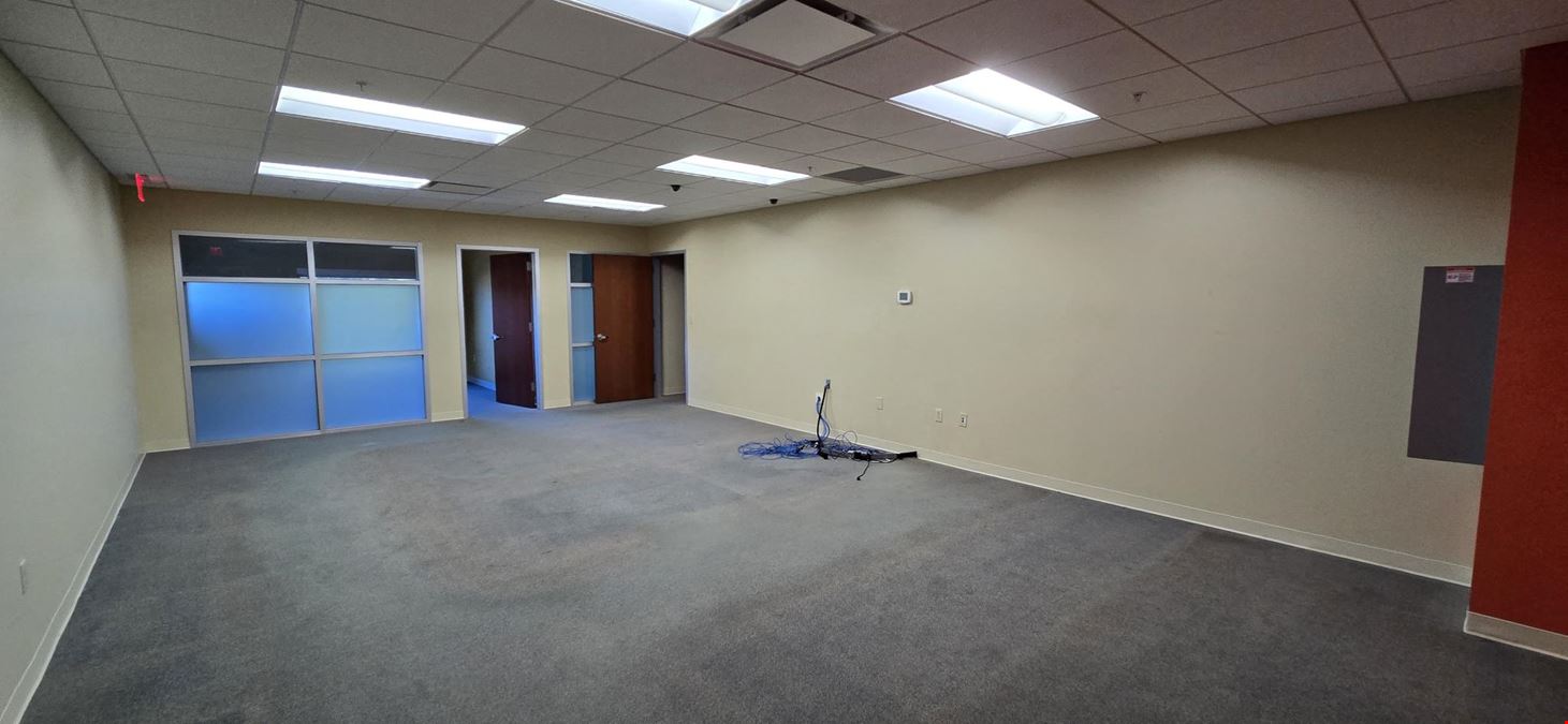 955 10 Ave N