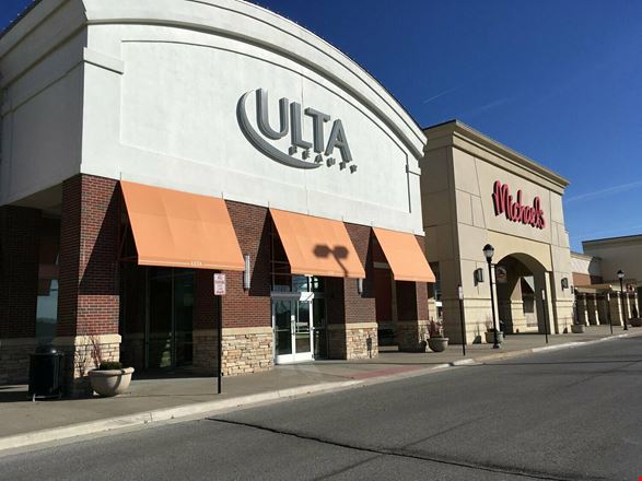 Preview of Retail space for Rent at 5201 North Belt Hwy