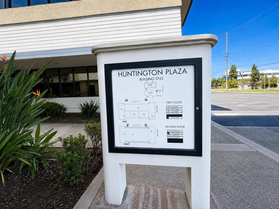 5762-5772 Bolsa Ave