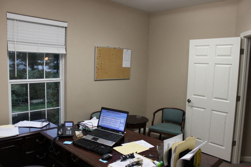 Olive Branch Professional Office Space