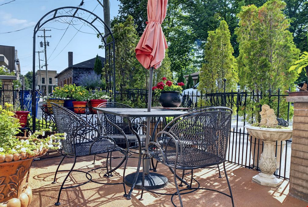 27 S State Street, Hart, MI, 49420