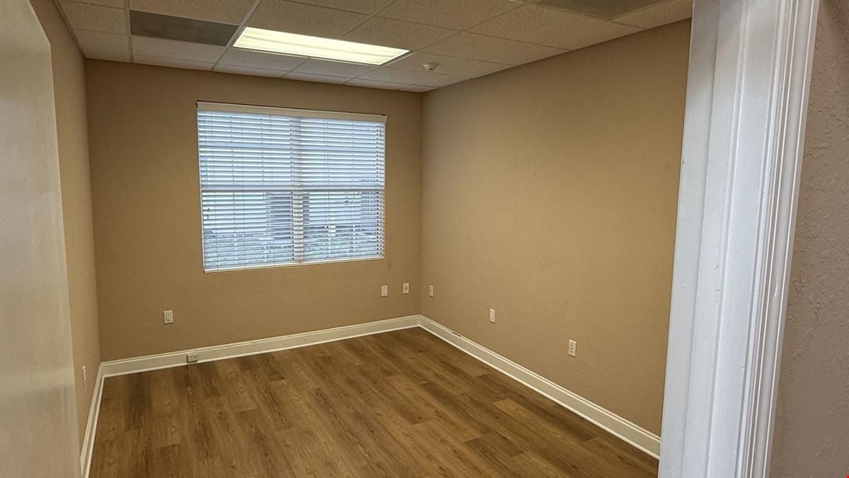 Professional, Move In Ready Offices