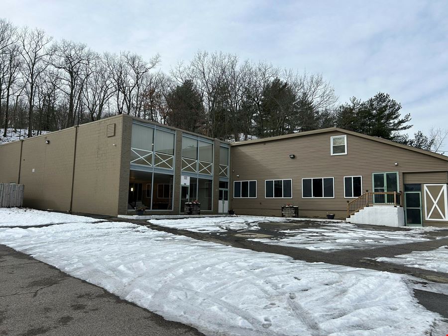 256 Putnam Pike