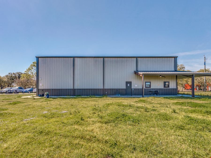 10711 Hidden Lake Ln