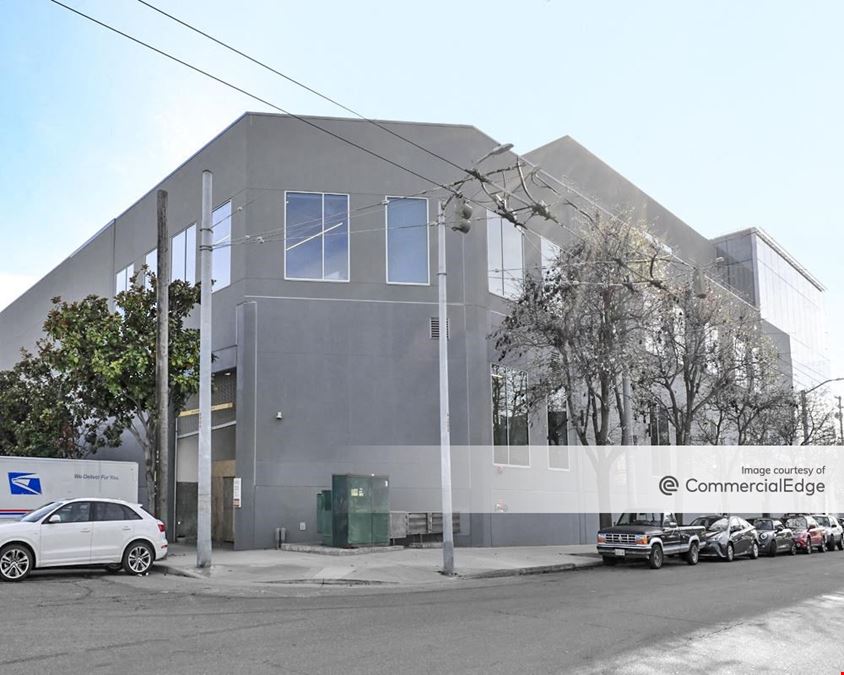 2601 Mariposa Street