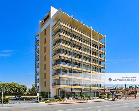 Preview of commercial space at 13701 Riverside Drive