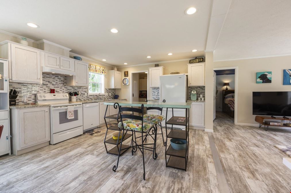 11248 E State Rd 156