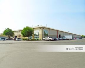 Fullerton Crossroads - Building 18