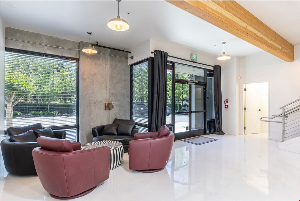 Modern, Class A Commercial Condo