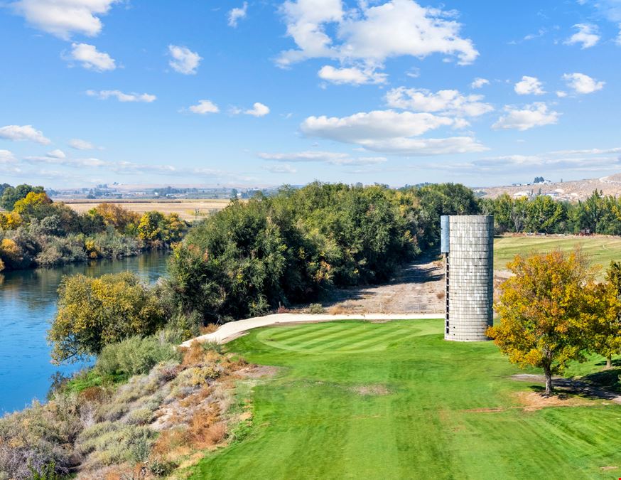 18-HOLE GOLF COURSE FOR SALE