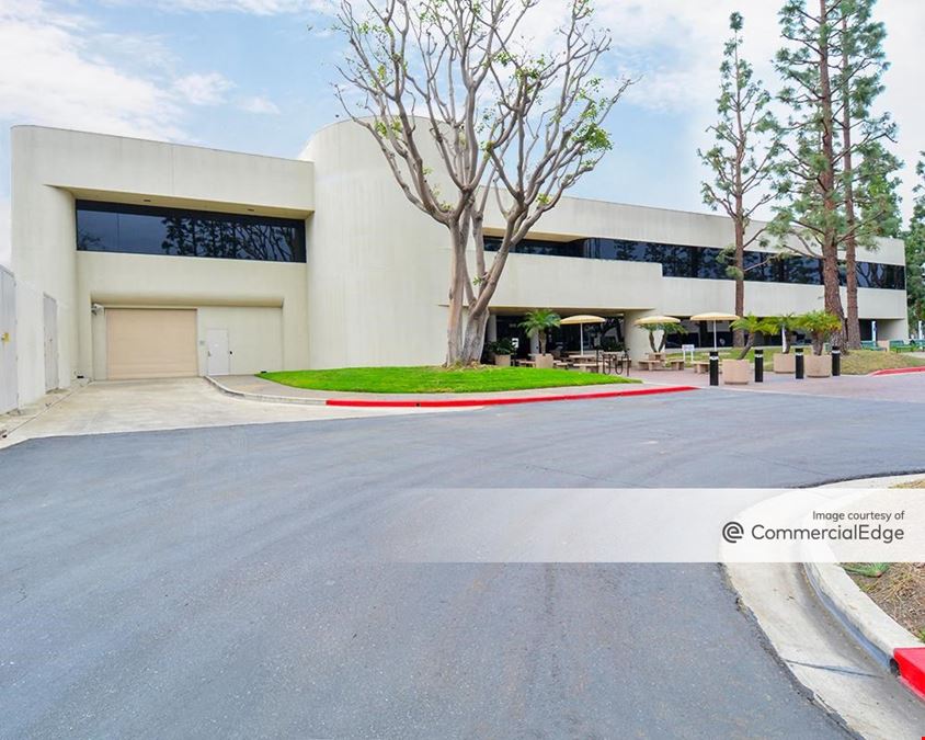 Harbor Gateway Business Center - 3515 Harbor Blvd