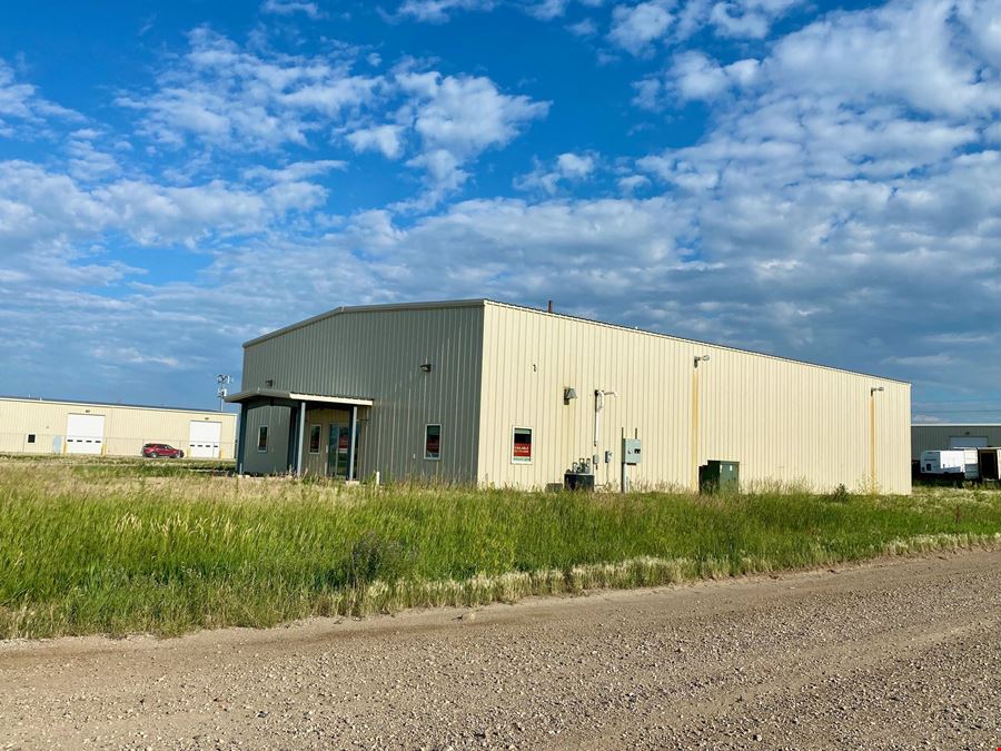 ±6,000 SF Industrial Flex Investment Opportunity on 1.05±AC
