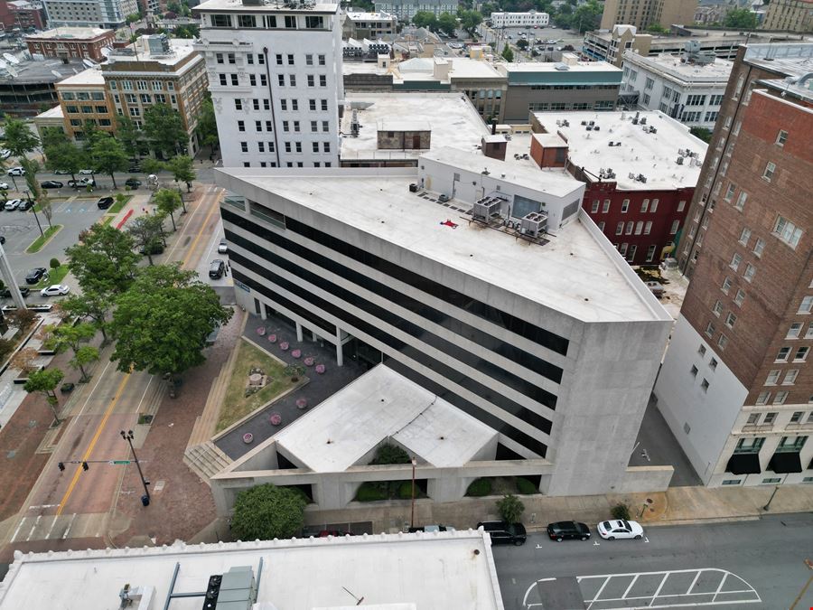 105 W Capitol Ave