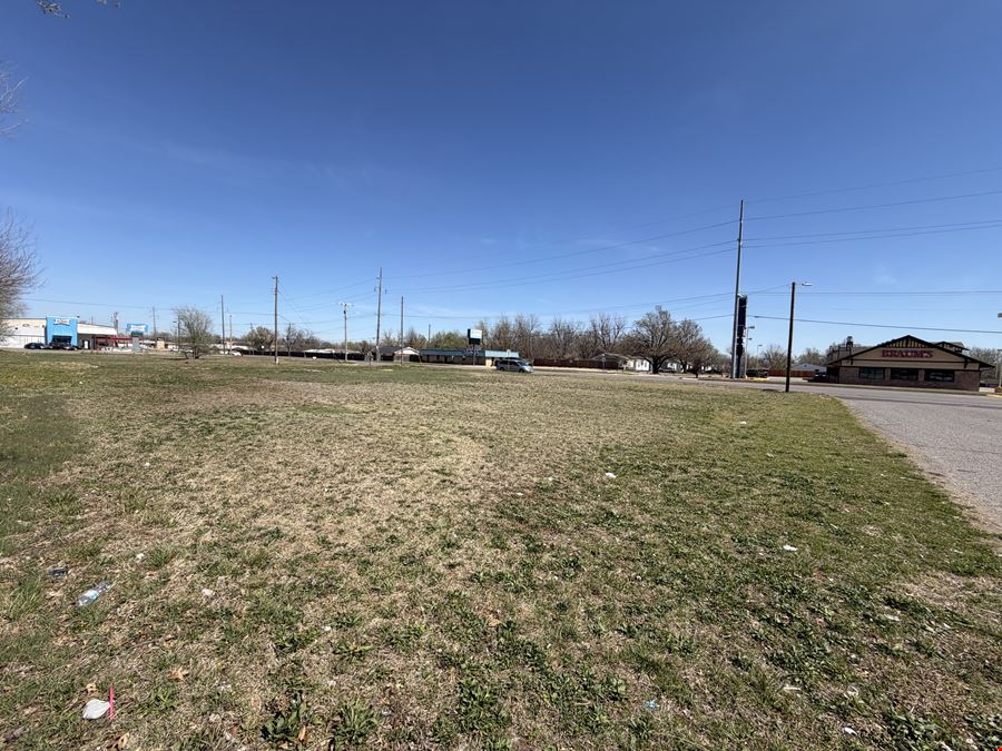 Del City Commercial Lot
