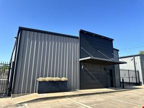 3,200 SF Warehouse with Yard