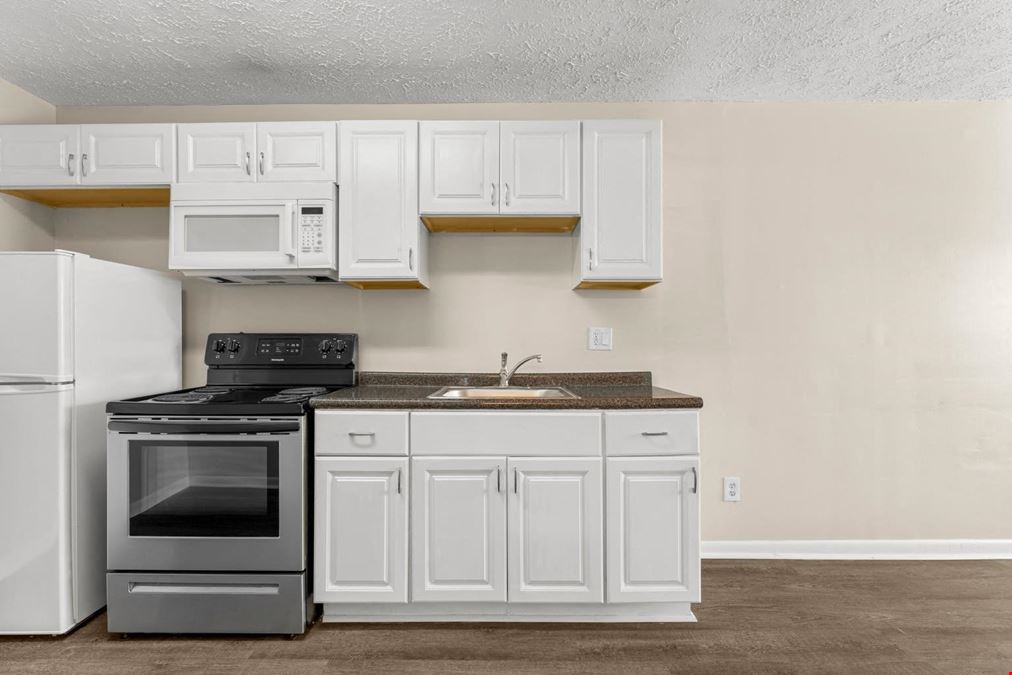 644 Caladium Cir