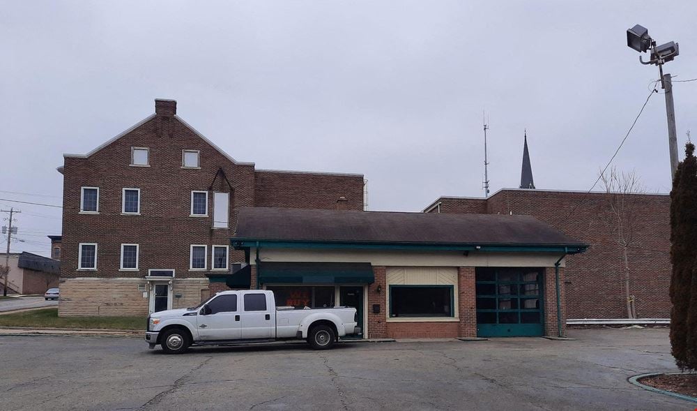 35 East Central Ave.