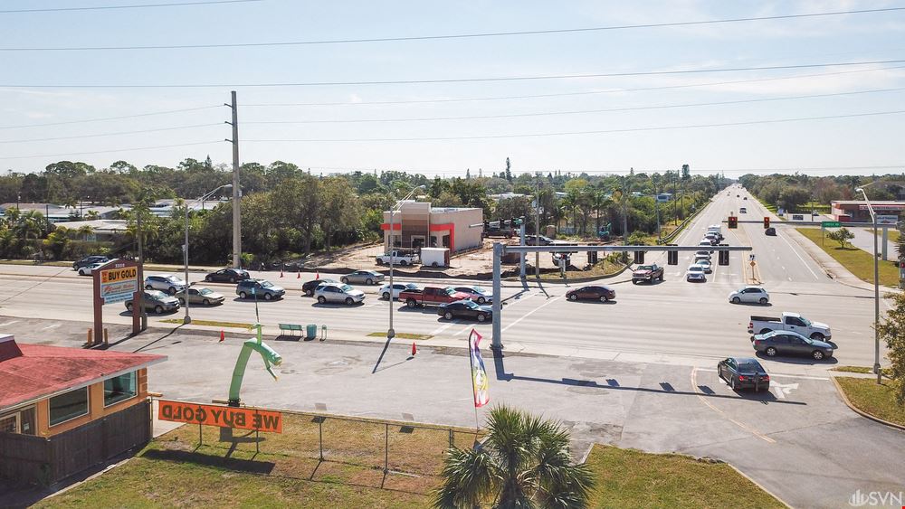 Cortez Road High-Visibility Building for Lease