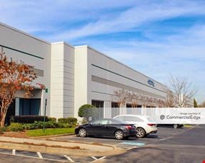 640 Airport South Pky