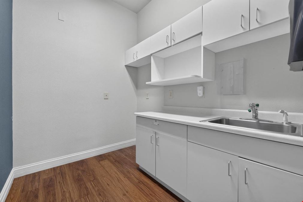 Fairview Heights Medical Office for Lease