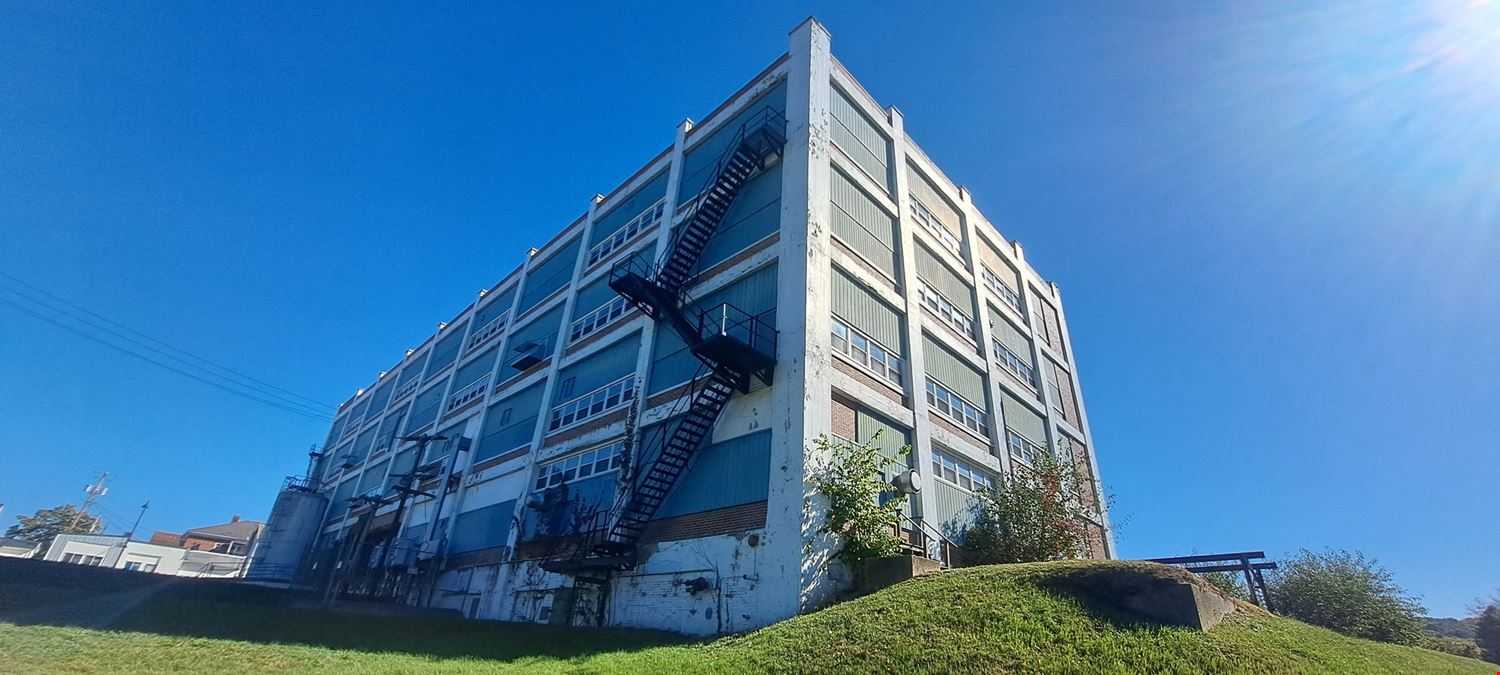 109,412 SF Industrial Warehouse on 30 Acres