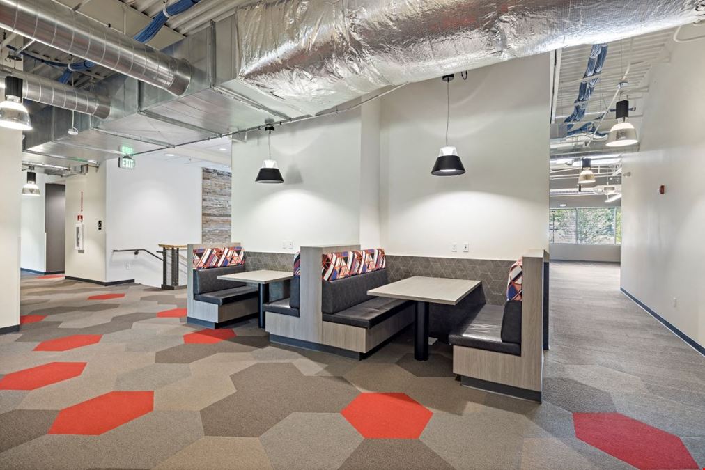 Northpointe Corporate Center - 16201 25th Avenue West