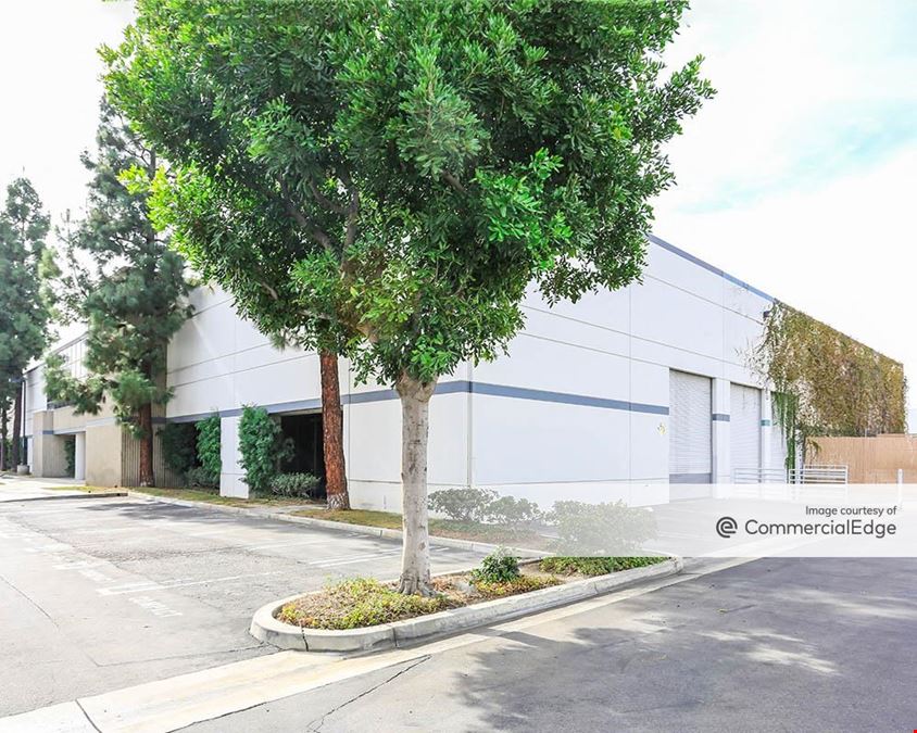 1610 E. Orangethorpe Ave.