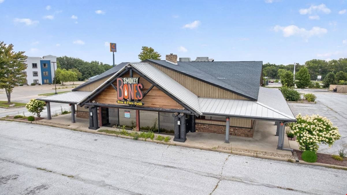 REIT Sale | Former Smokey Bones BBQ | Access to I-55/I-72 & 1,300 Hotel Rooms