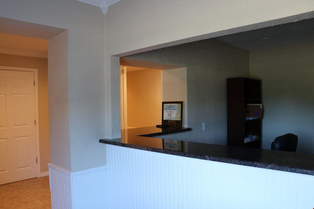 Office property in New Port Rochey, FL