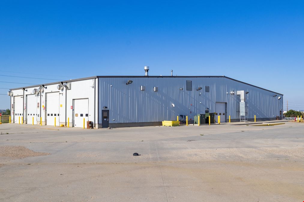 ±16,200 SF Industrial Facility with Truck Wash – Ideal for Trucking, Maintenance, or Storage