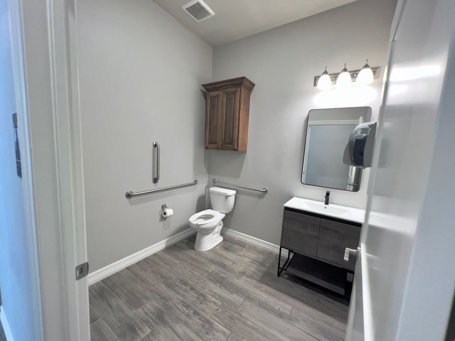 3420 NW 178th, Unit A - Rose Lake Office Park